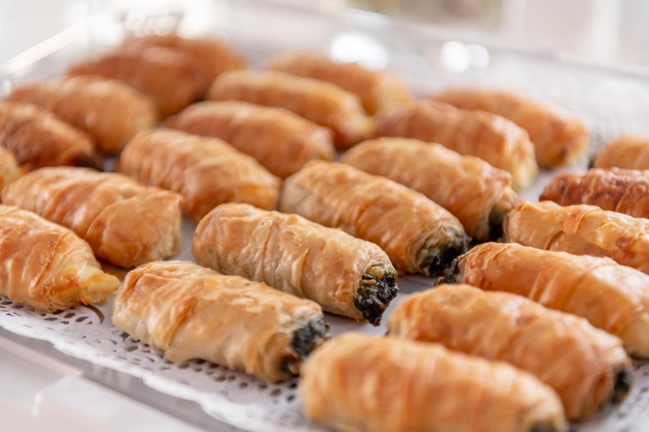 Makis Place Tourlos Bagian luar foto